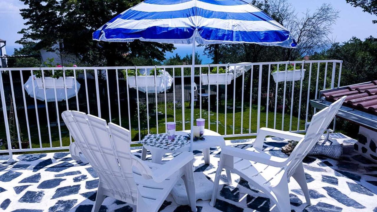 Simada Blue Guesthouse Golden Sands Esterno foto