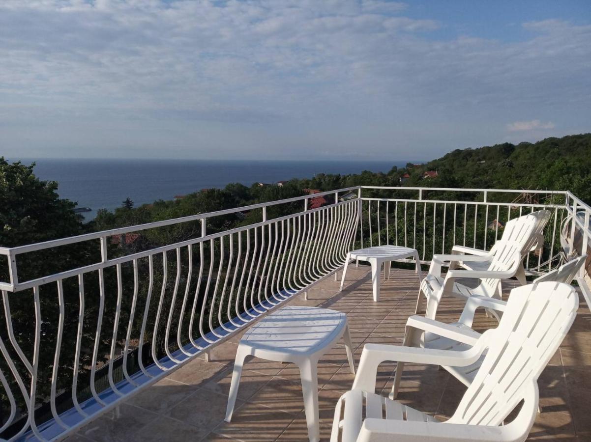 Simada Blue Guesthouse Golden Sands Esterno foto