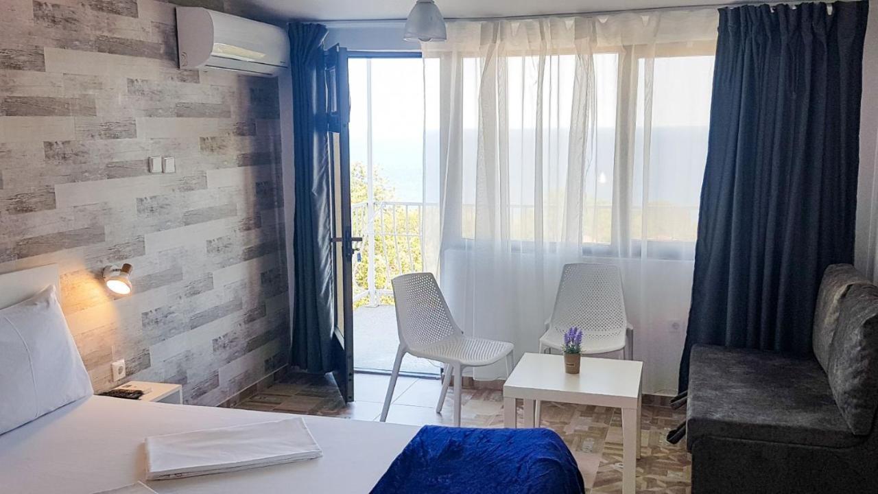 Simada Blue Guesthouse Golden Sands Esterno foto