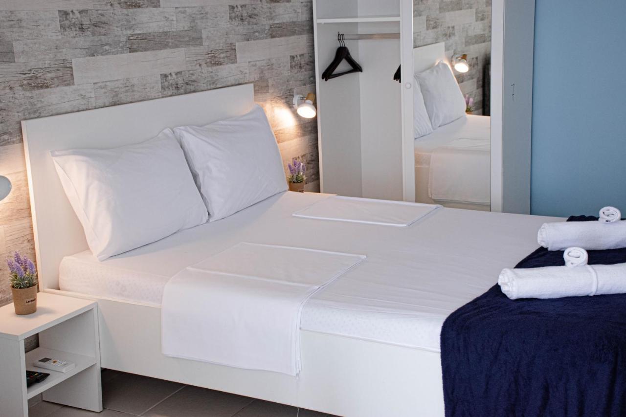 Simada Blue Guesthouse Golden Sands Esterno foto