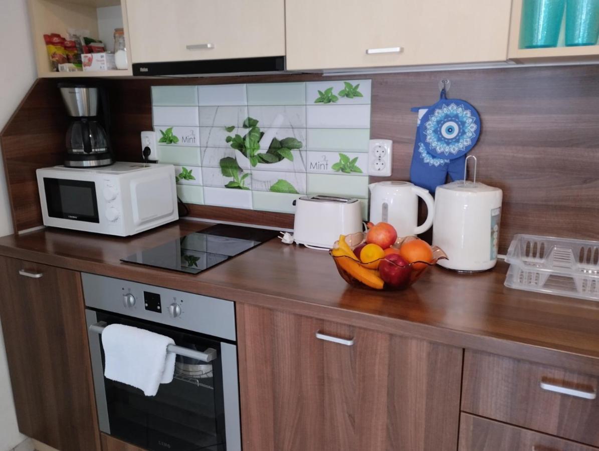 Simada Blue Guesthouse Golden Sands Esterno foto