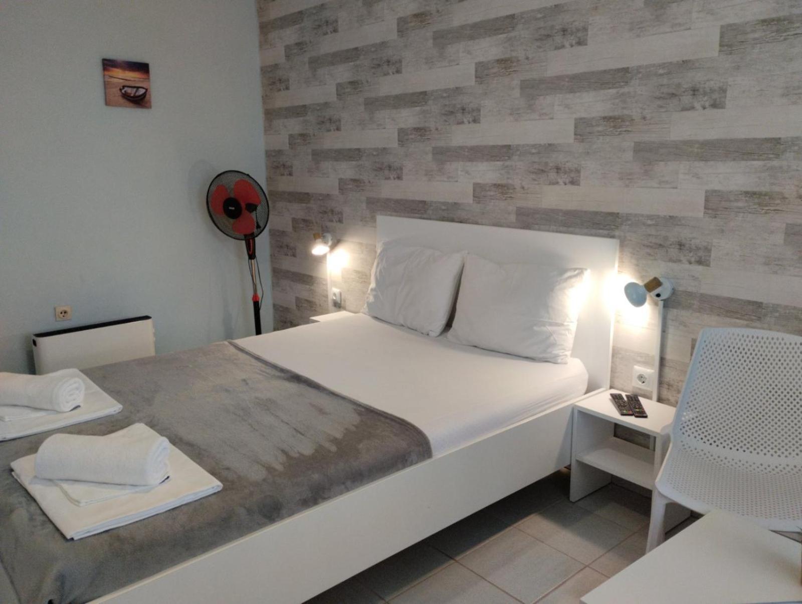 Simada Blue Guesthouse Golden Sands Esterno foto