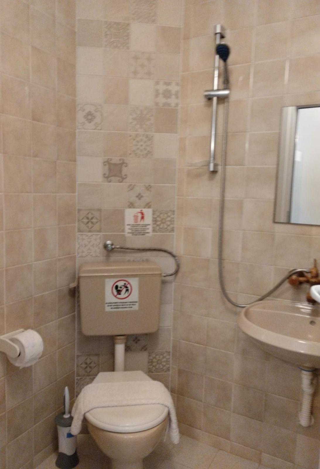 Simada Blue Guesthouse Golden Sands Esterno foto