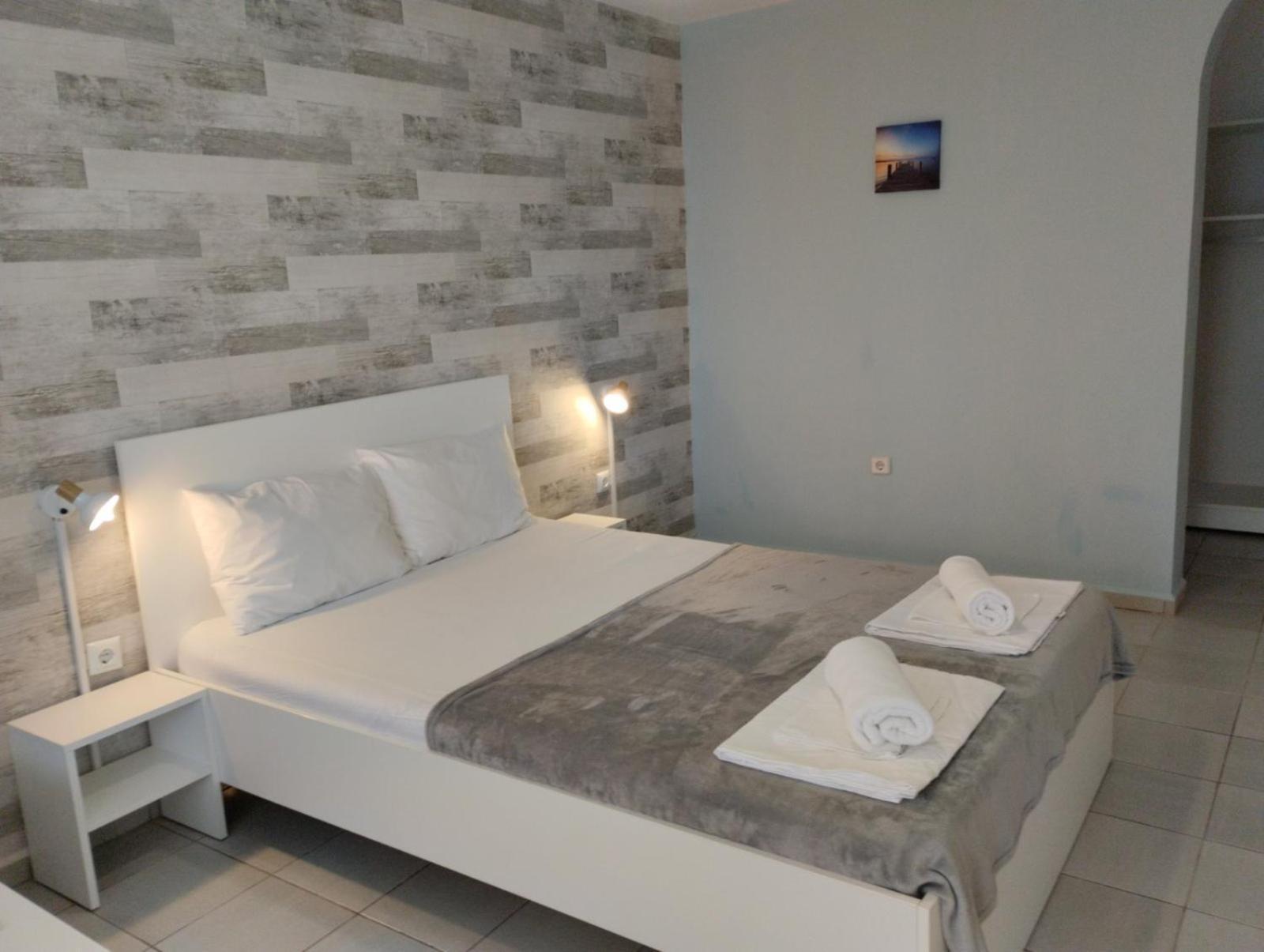 Simada Blue Guesthouse Golden Sands Esterno foto